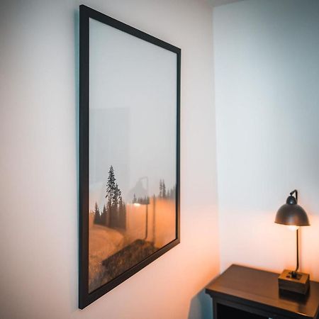 Magnifique Condo Pres Du Lac Tremblant Mont-Tremblant Bagian luar foto