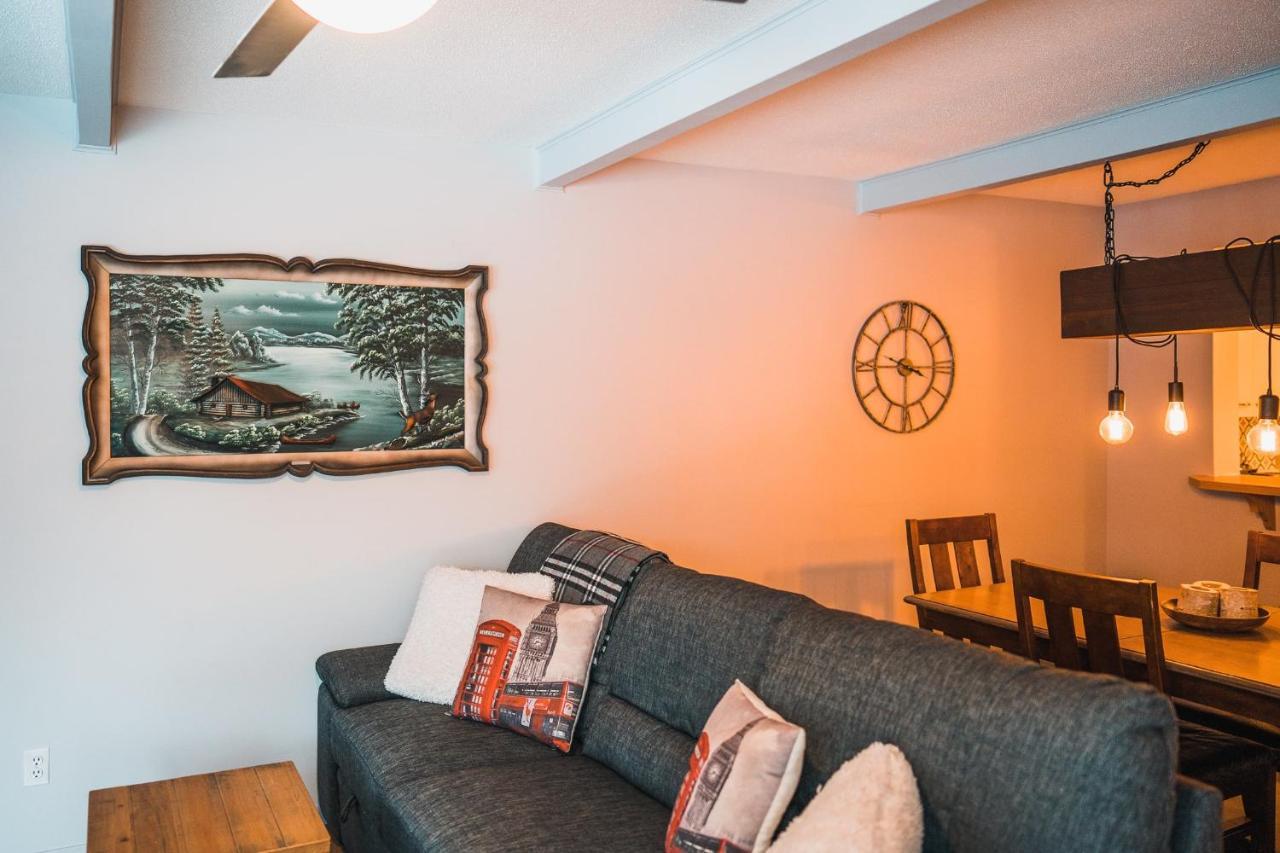 Magnifique Condo Pres Du Lac Tremblant Mont-Tremblant Bagian luar foto